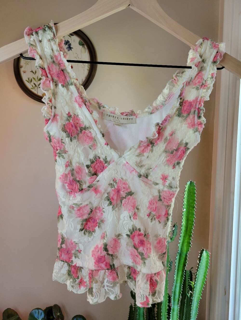 Thirty/Thirty LA Vibrant Rose Printed Lace Ruffled Tank Top, Size Womens XS